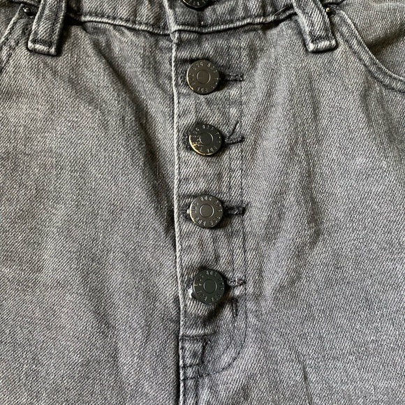 Urban Outfitters BDG mom high rise black button up shorts size 29/8 - Picture 5 of 5